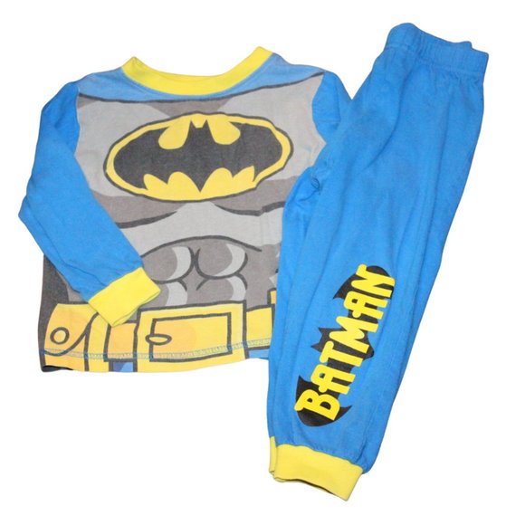 3/$20 🏷️ DC Batman PJs Size 2T - Picture 1 of 2